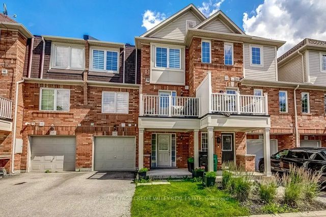 71 Garth Massey Drive 66, Cambridge