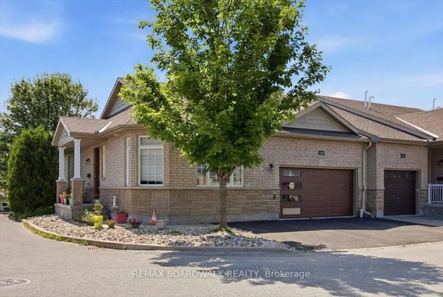 116 Passageway Private, Kanata