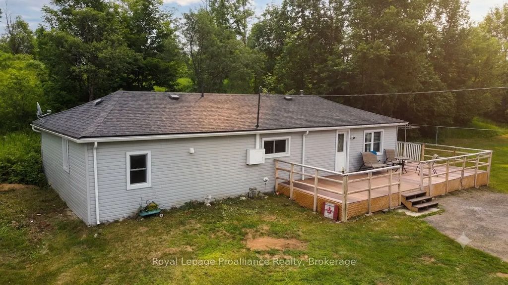 4310 Henderson Road, Frontenac
