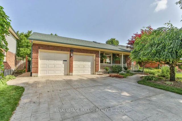 1221 Glenora Drive, London North