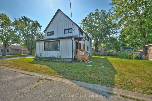19 Maccabee Avenue Lower, Fort Erie
