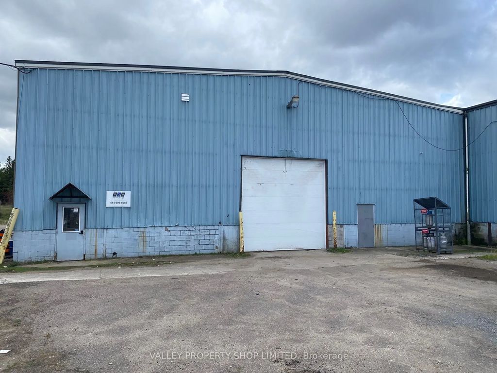 794 River Road Unit 2, Pembroke