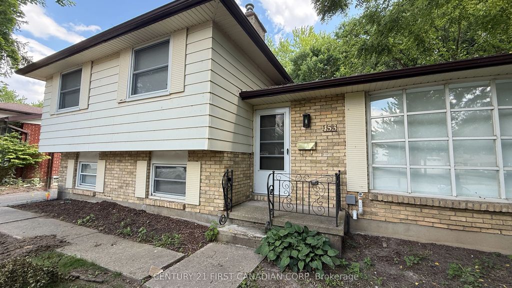 453 Castlegrove Boulevard Upper, London North