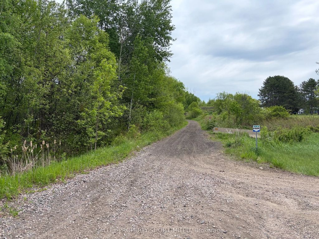 Jean Avenue, Laurentian Valley