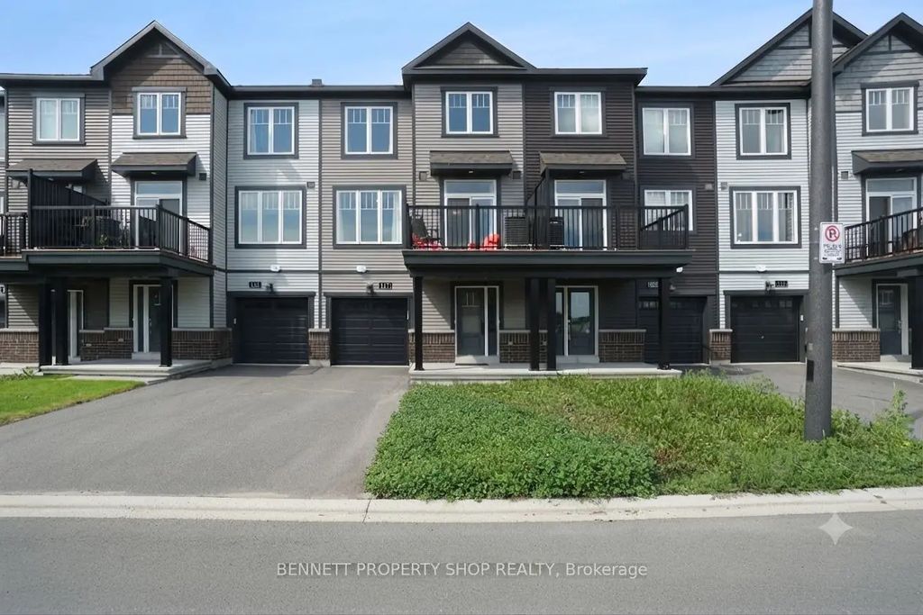 127 Attwell Private, Kanata