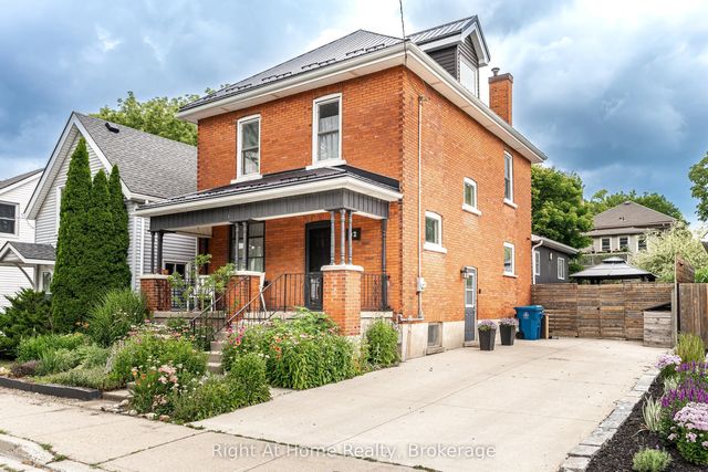 92 Rebecca Street, Stratford