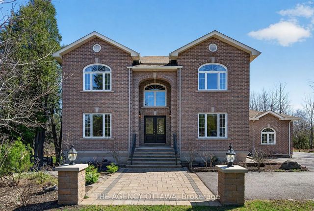 4633 Albion Road, Blossom Park - Airport and Area