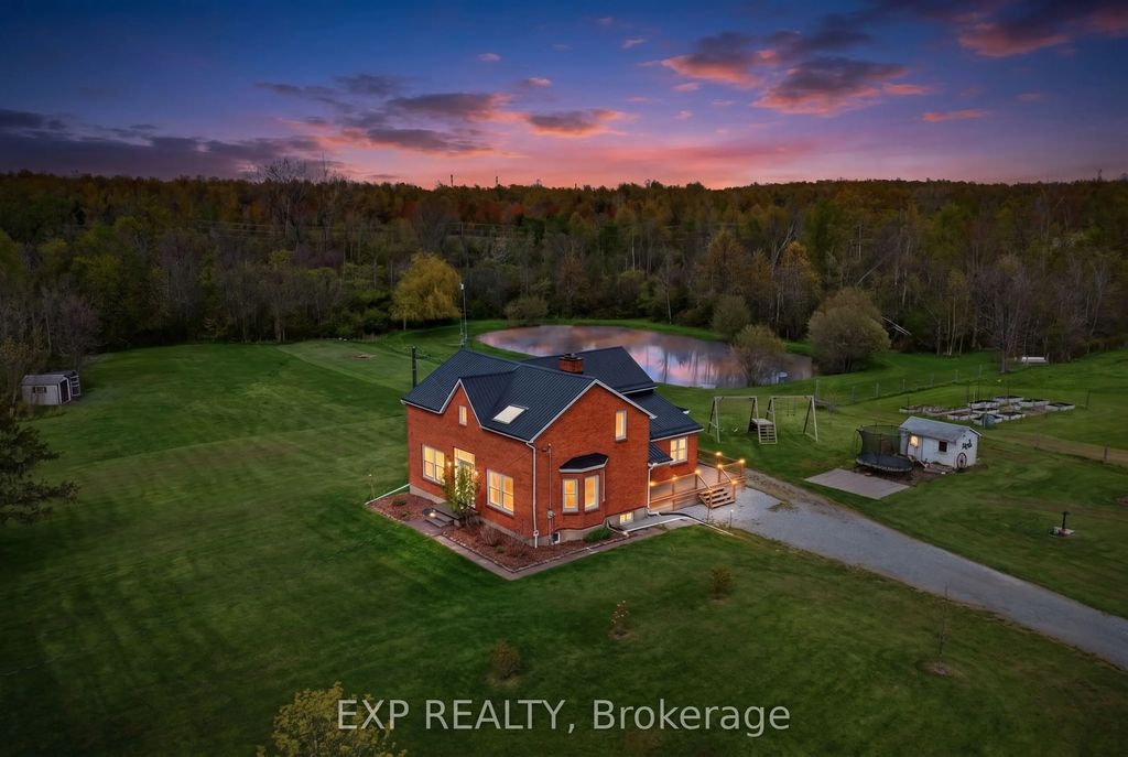 2266 Pettit Road, Fort Erie