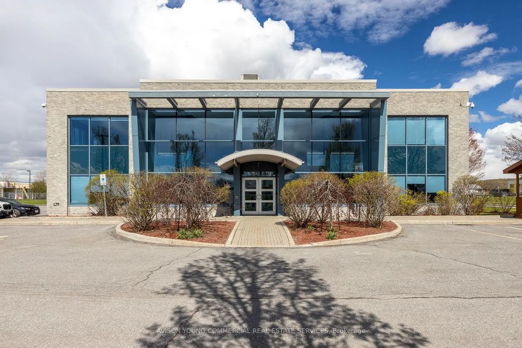 5500 Canotek Road, Beacon Hill North - South and Area