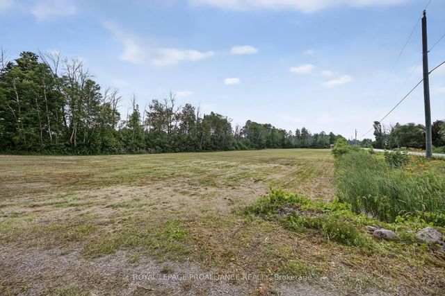 6401- A 6th Concession Road, Augusta