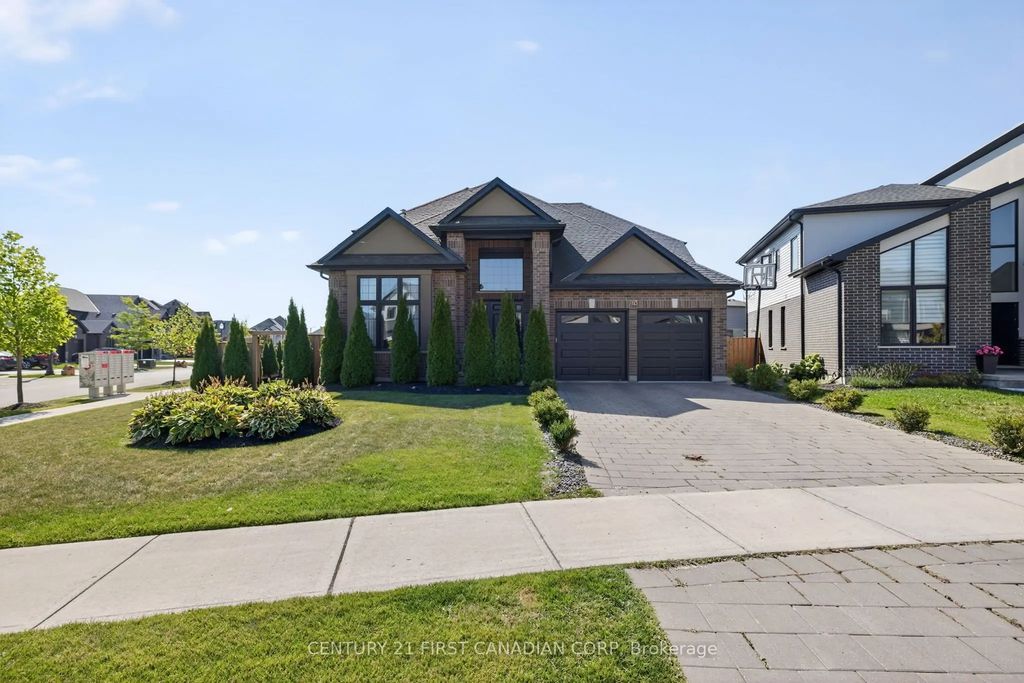 703 Zaifman Circle, London North