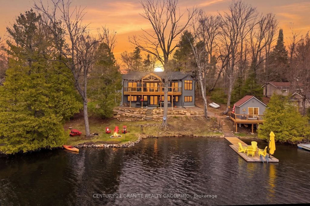 1407 Abrams Road W, Highlands East