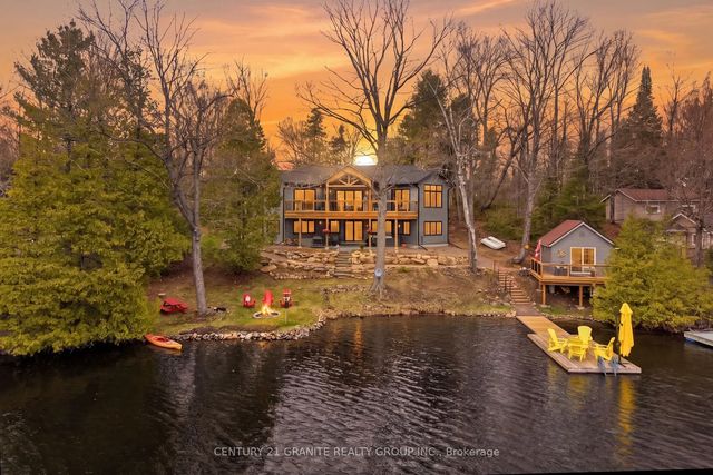 1407 Abrams Road W, Highlands East