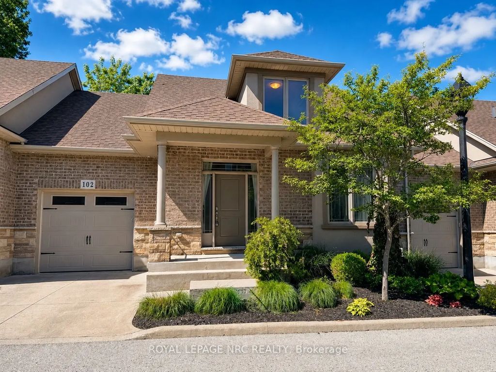 6186 Dorchester Road 2, Niagara Falls