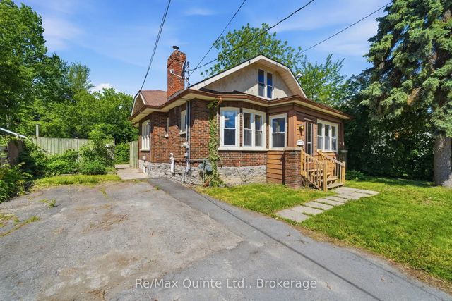 8 Dunbar Street, Belleville
