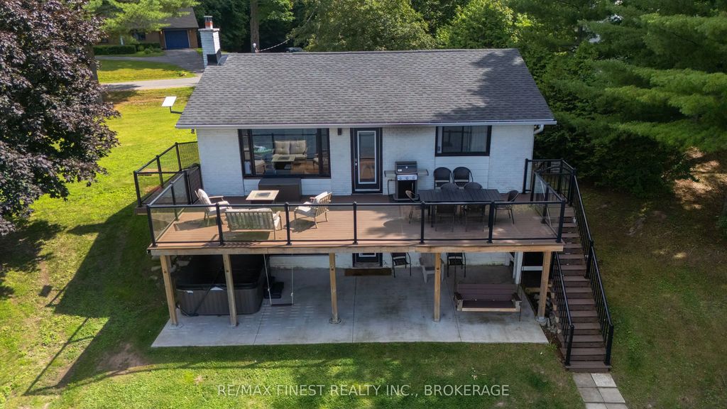 4267 Maple Drive, Frontenac
