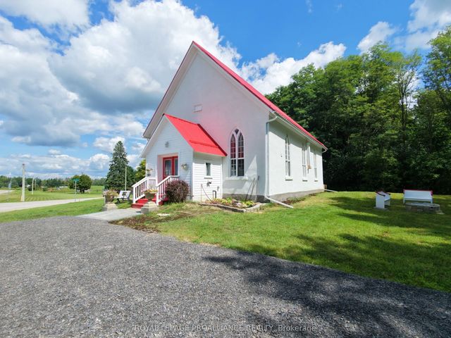 5898 County Rd 6 Road, Elizabethtown-Kitley