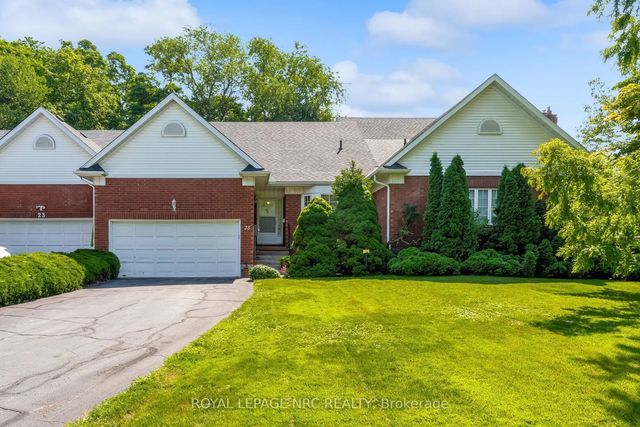 25 Milburn Drive, Pelham