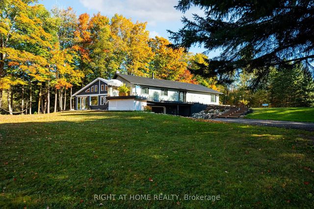 5609 4th Line, Erin
