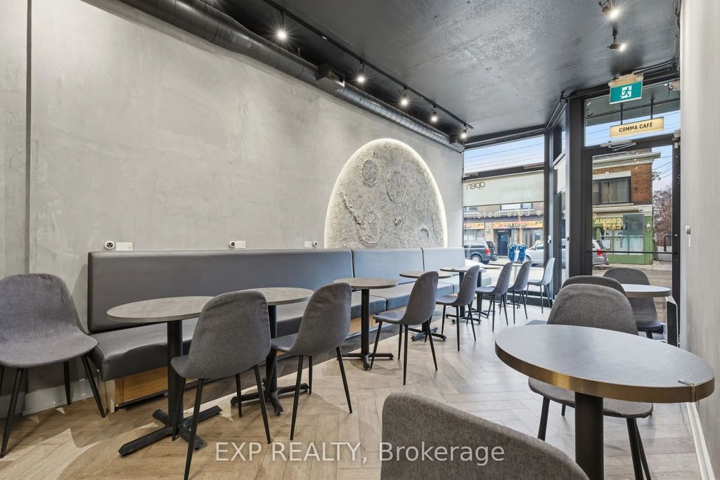 301 Barton Street E, Hamilton