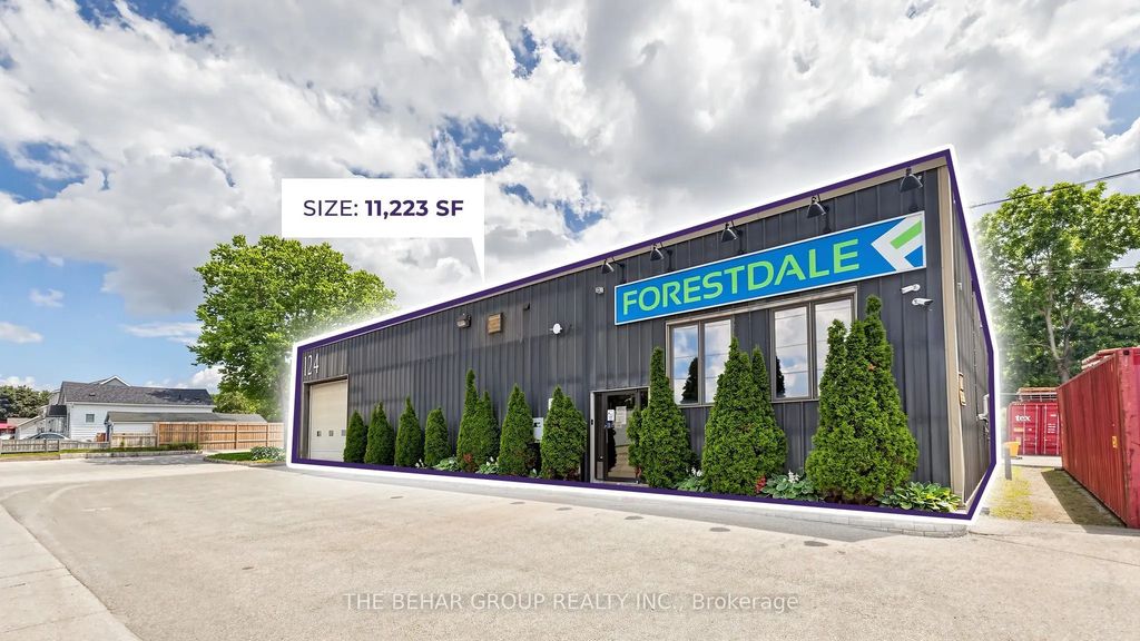 124 Main Street, Woodstock