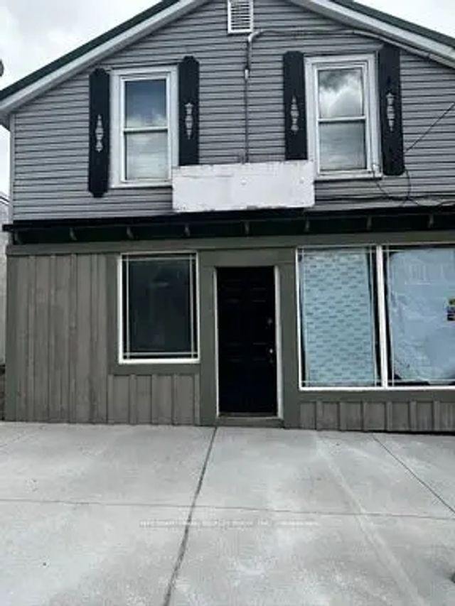 113 Trafalgar Road, Erin