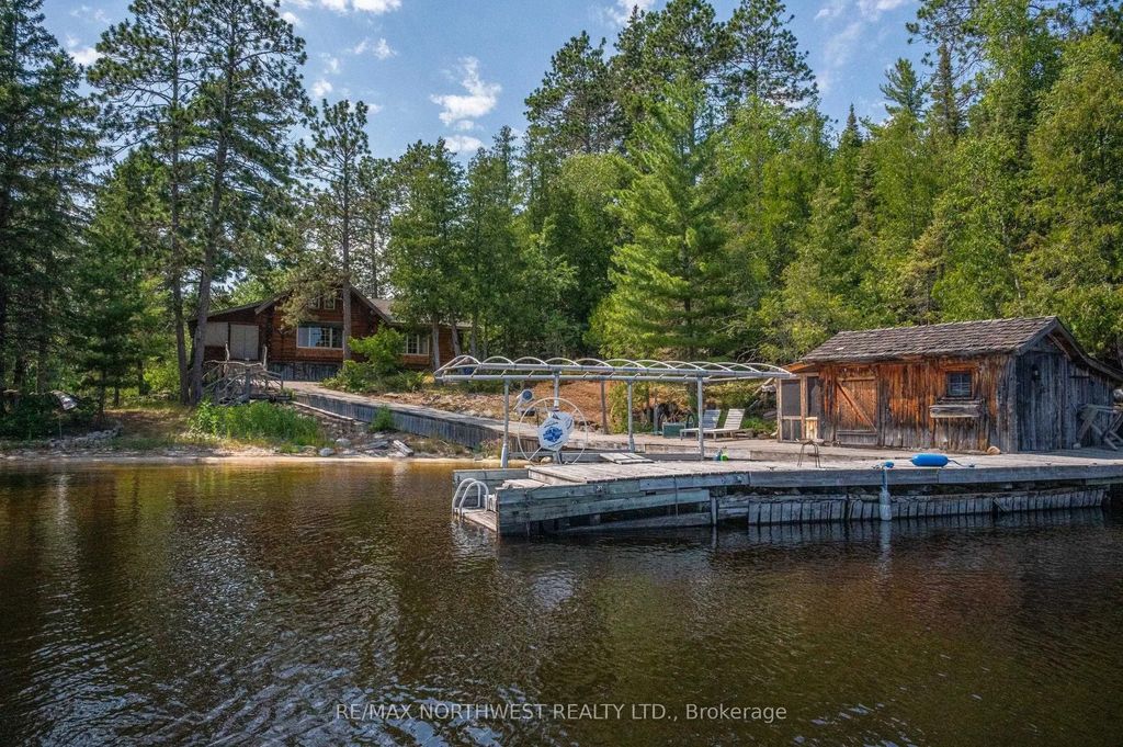1 Red Pine Island, Rainy River Remote Area
