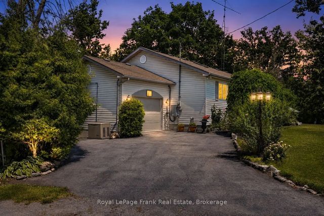 2 Ideal Point Road S, Kawartha Lakes