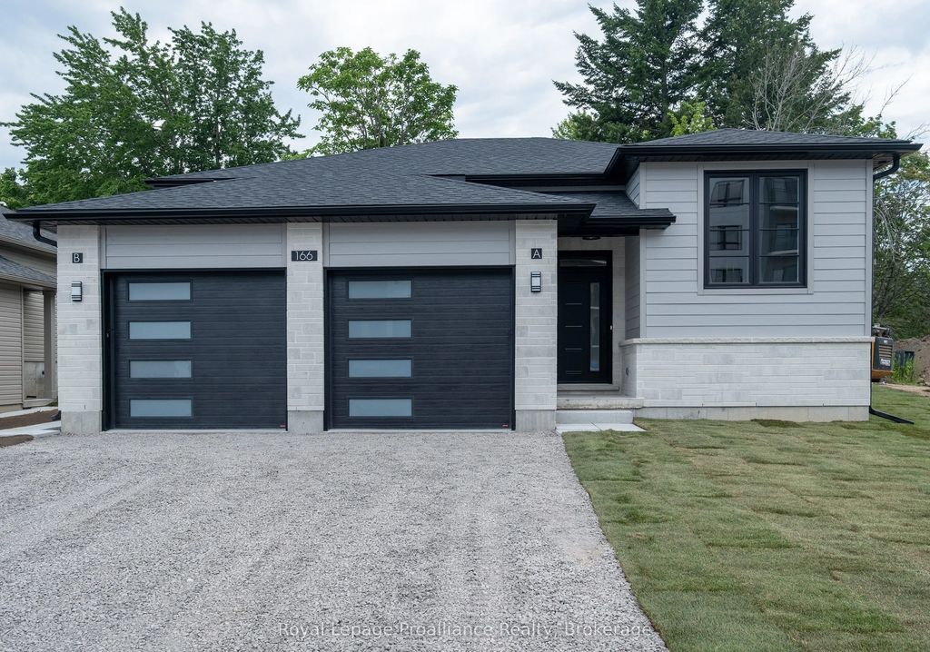 166 Sienna Avenue B, Belleville