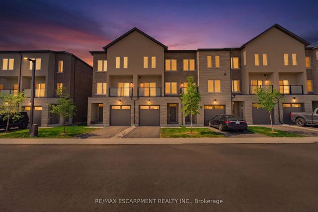 10 Clear Valley Lane, Hamilton