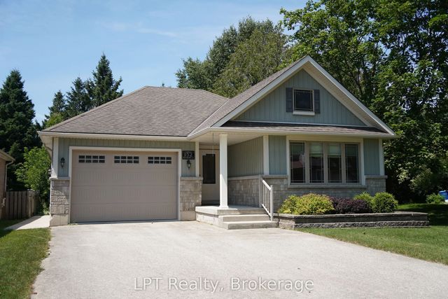 152 Kincardine Street N, West Grey