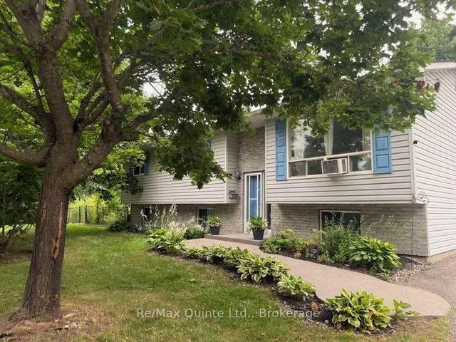 94 Grenville Park Drive, Quinte West