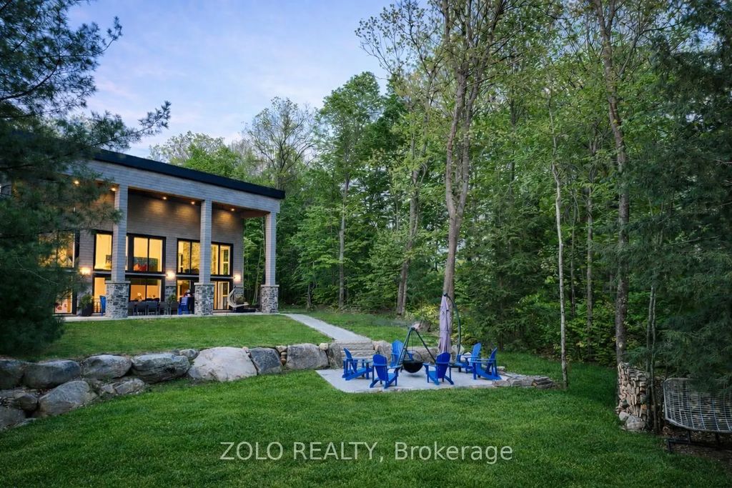 35 Estate Drive, Muskoka Lakes
