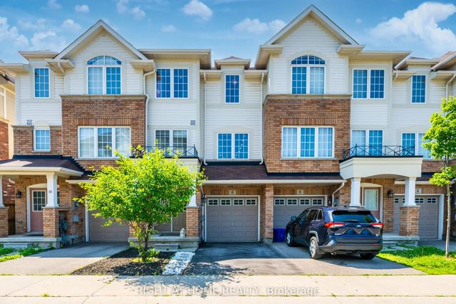 8 Kenridge Terrace, Hamilton