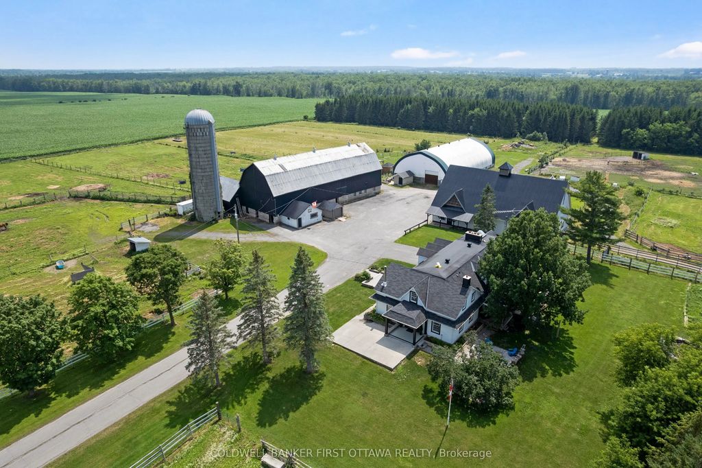 4655 Appleton Side Road, Mississippi Mills