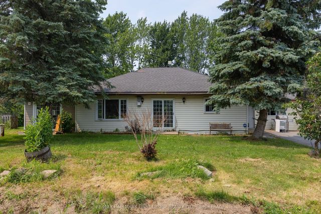 469 Absalom Road, Loyalist