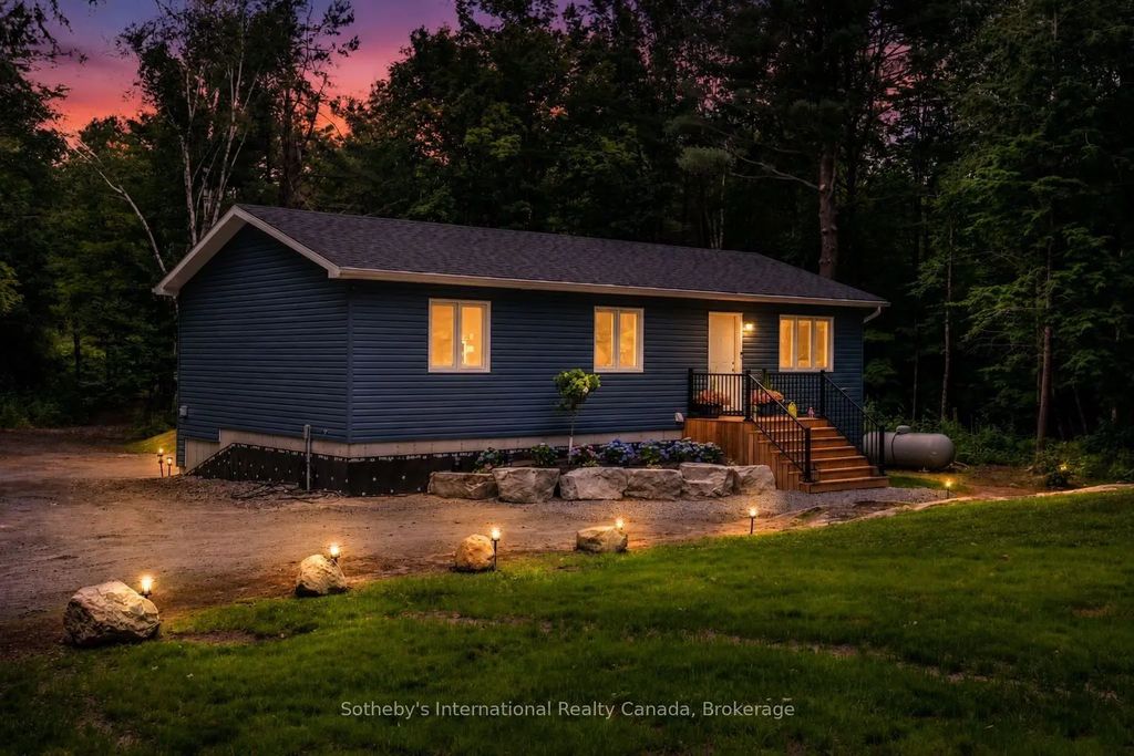 1222 Moon River Road, Muskoka Lakes