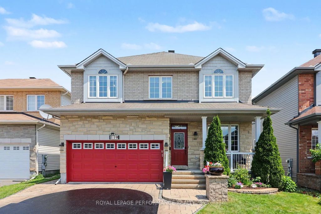 119 Felicity Crescent, Orleans - Convent Glen and Area