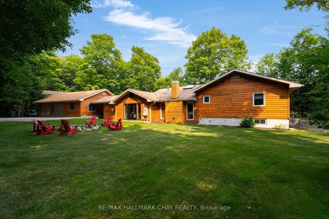 1319 Wolf Circle, Algonquin Highlands