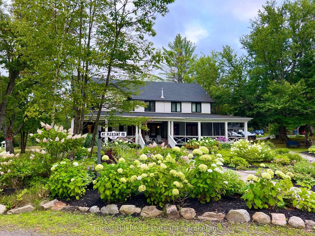 1040 Walker Lake Drive, Lake of Bays