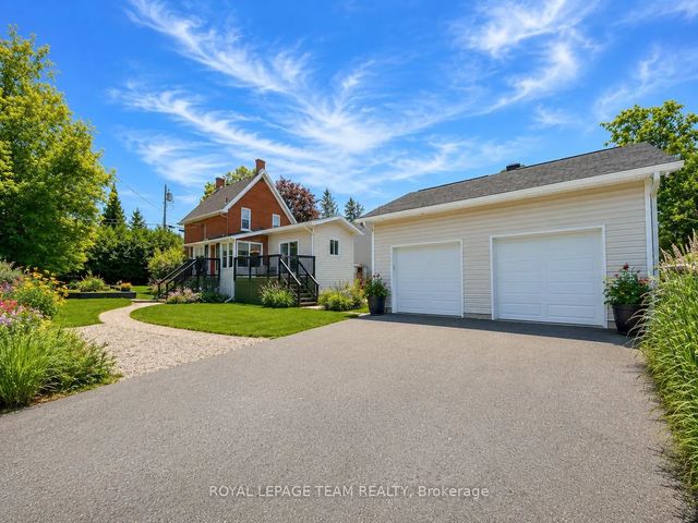 238 Park Avenue, Carleton Place