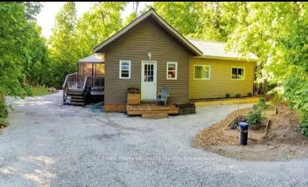 1145 Chelsea Lane, Algonquin Highlands