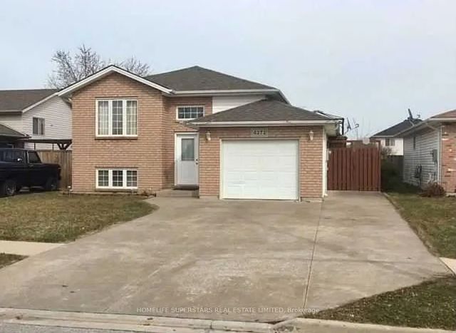 4272 Northwood Lakes Drive, Windsor