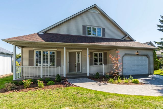13 Nesbitt Drive, Brighton