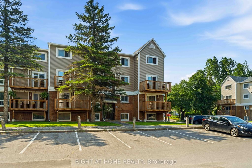 500 Fenerty Court 3, Kanata
