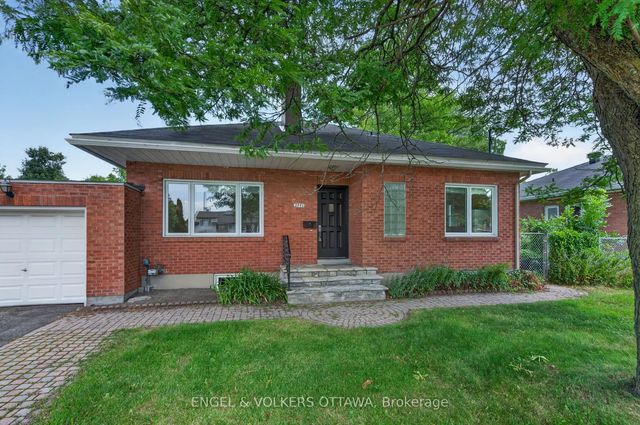 2445 Alta Vista Drive, Alta Vista and Area