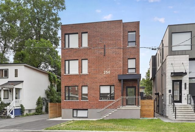 250 Ferland Street 5, Vanier and Kingsview Park