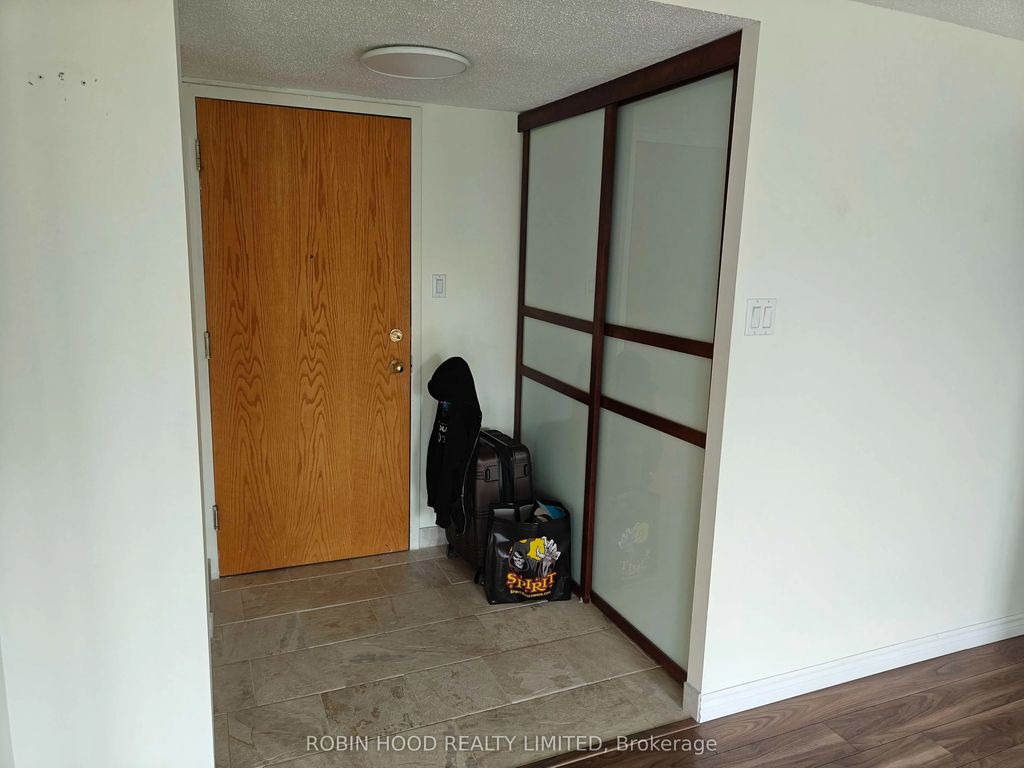 960 Teron Road 608, Kanata