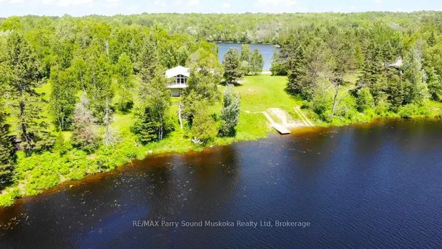 3 Magnet Road, Magnetawan