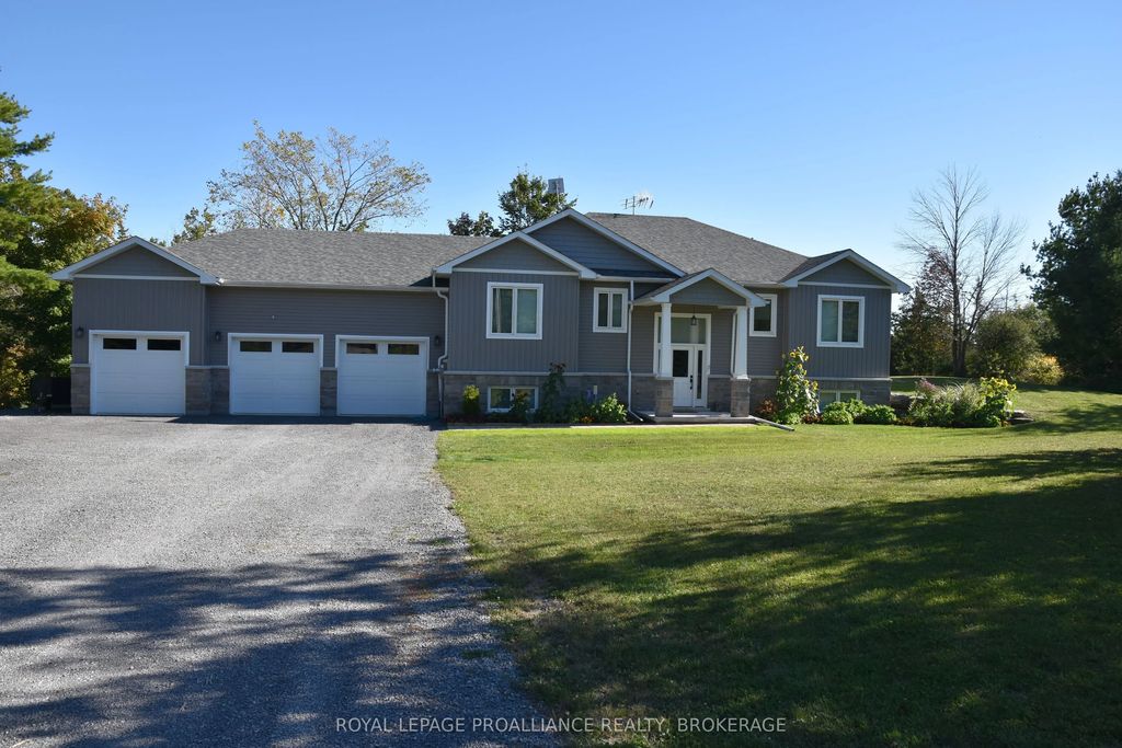 12 Petworth Road, Stone Mills